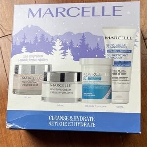 Skincare Set - Cleanse & Hydrate with White and Blue Packaging